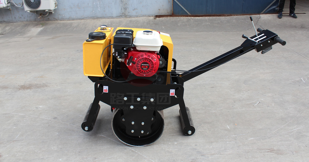 小型壓路機(jī) 小型壓路機(jī)